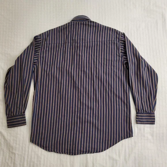 Wrangler "TwentyX" casual long sleeve button down shirt. Size L. - Picture 9 of 9